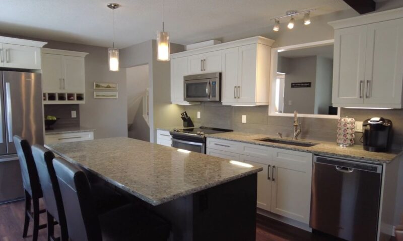 prikaz kuhinje i kuhinjske rasvete